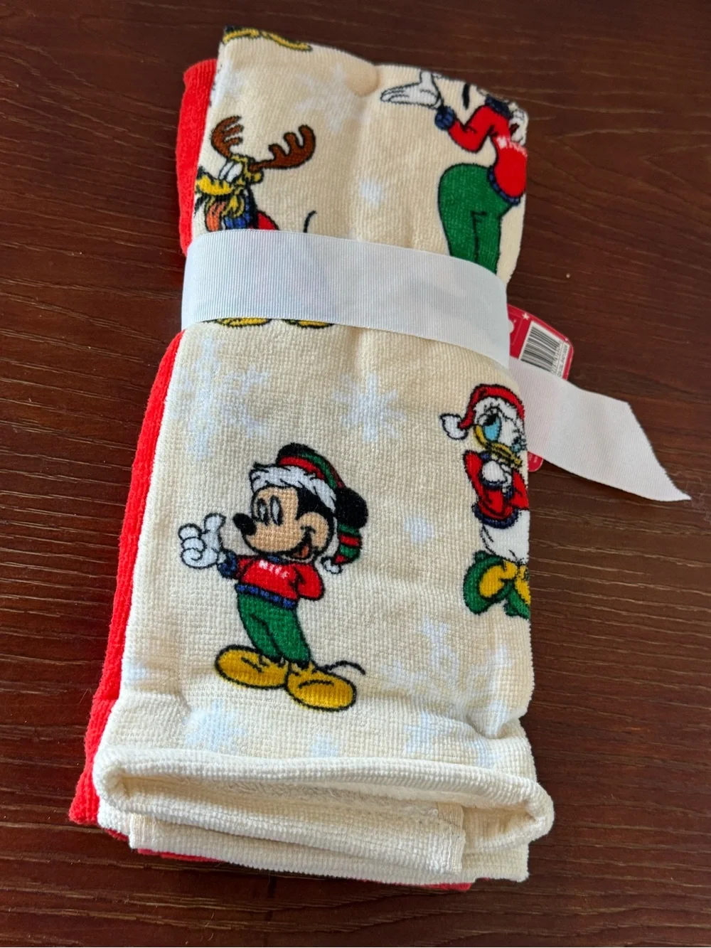 Disney NWT Red Minnie & Mickey Christmas Holiday Kitchen Towels - Set of 2